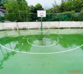 瑠公國中籃球場清洗